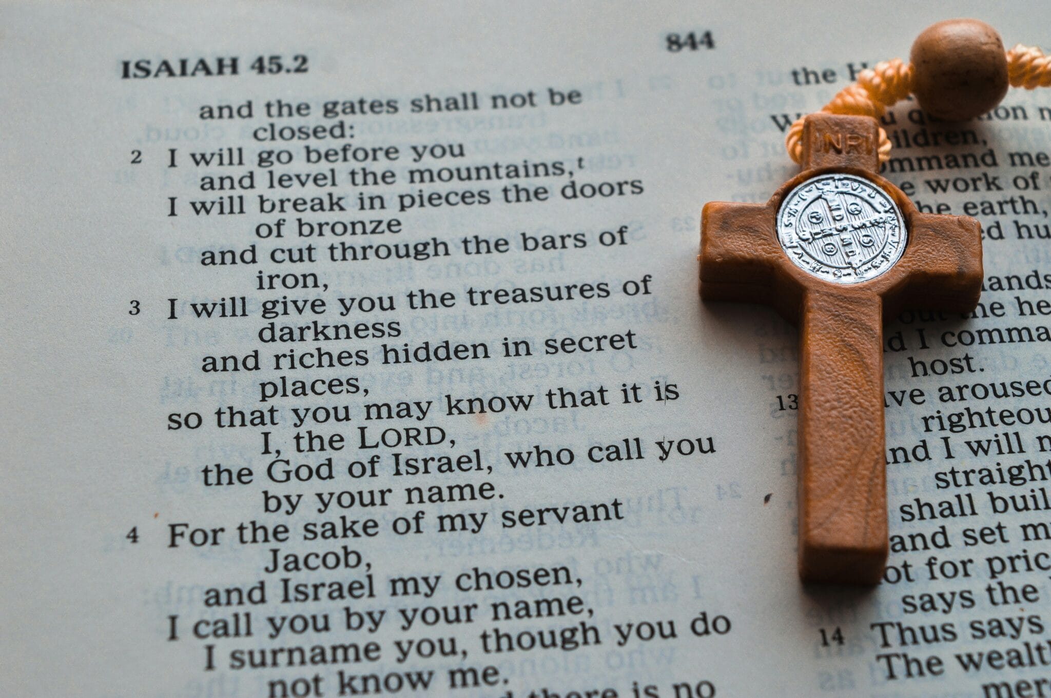 15 Powerful Spiritual Warfare Prayers For Protection And Victory