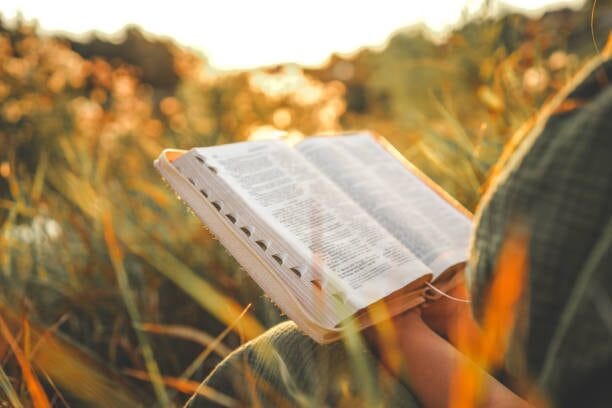 HOW TO WALK BY FAITH WHEN YOU FEEL ANXIOUS
